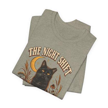 The Night Shift Barn Cat Tee – Vintage Fall Graphic