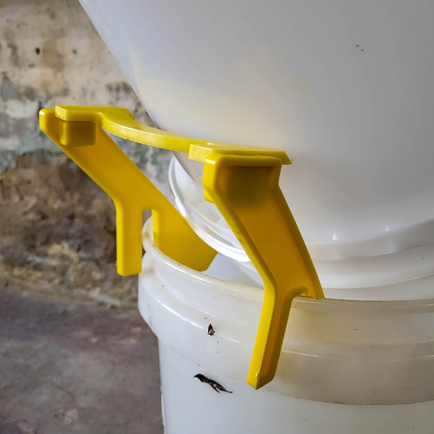 Bucket Holder